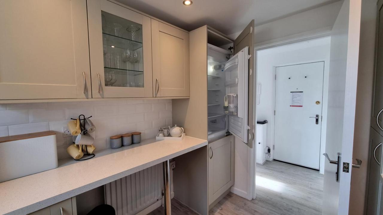 Hightide - 2 Bed With Parking, Balcony & Sea View. Swanage Exterior foto