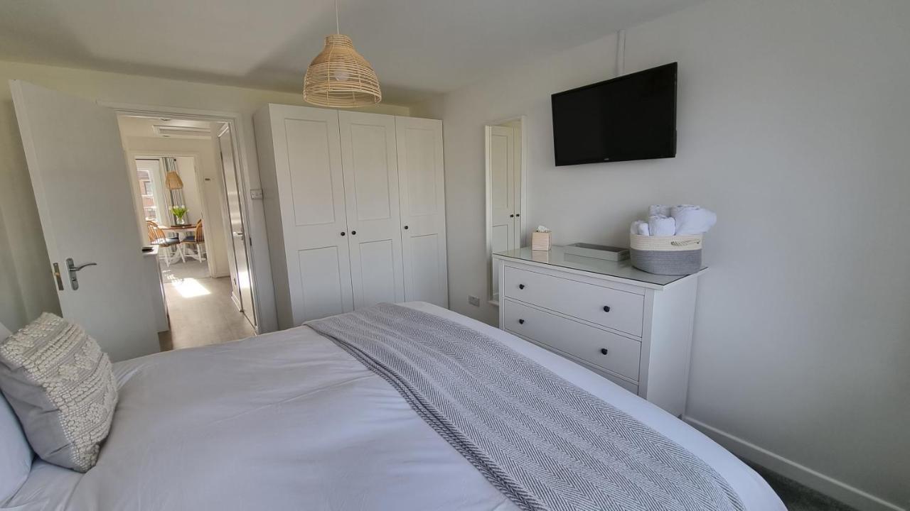 Hightide - 2 Bed With Parking, Balcony & Sea View. Swanage Exterior foto