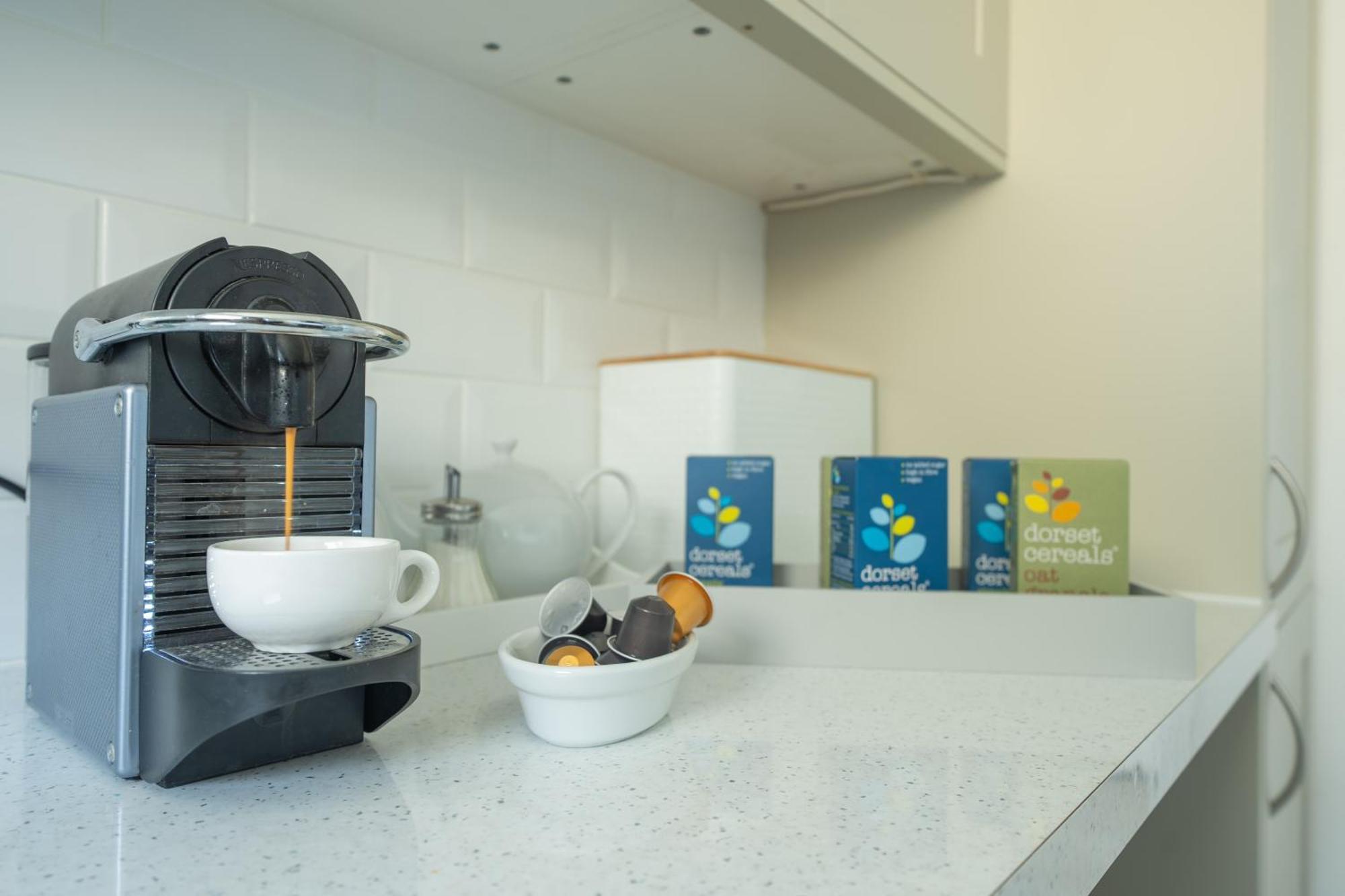 Hightide - 2 Bed With Parking, Balcony & Sea View. Swanage Exterior foto