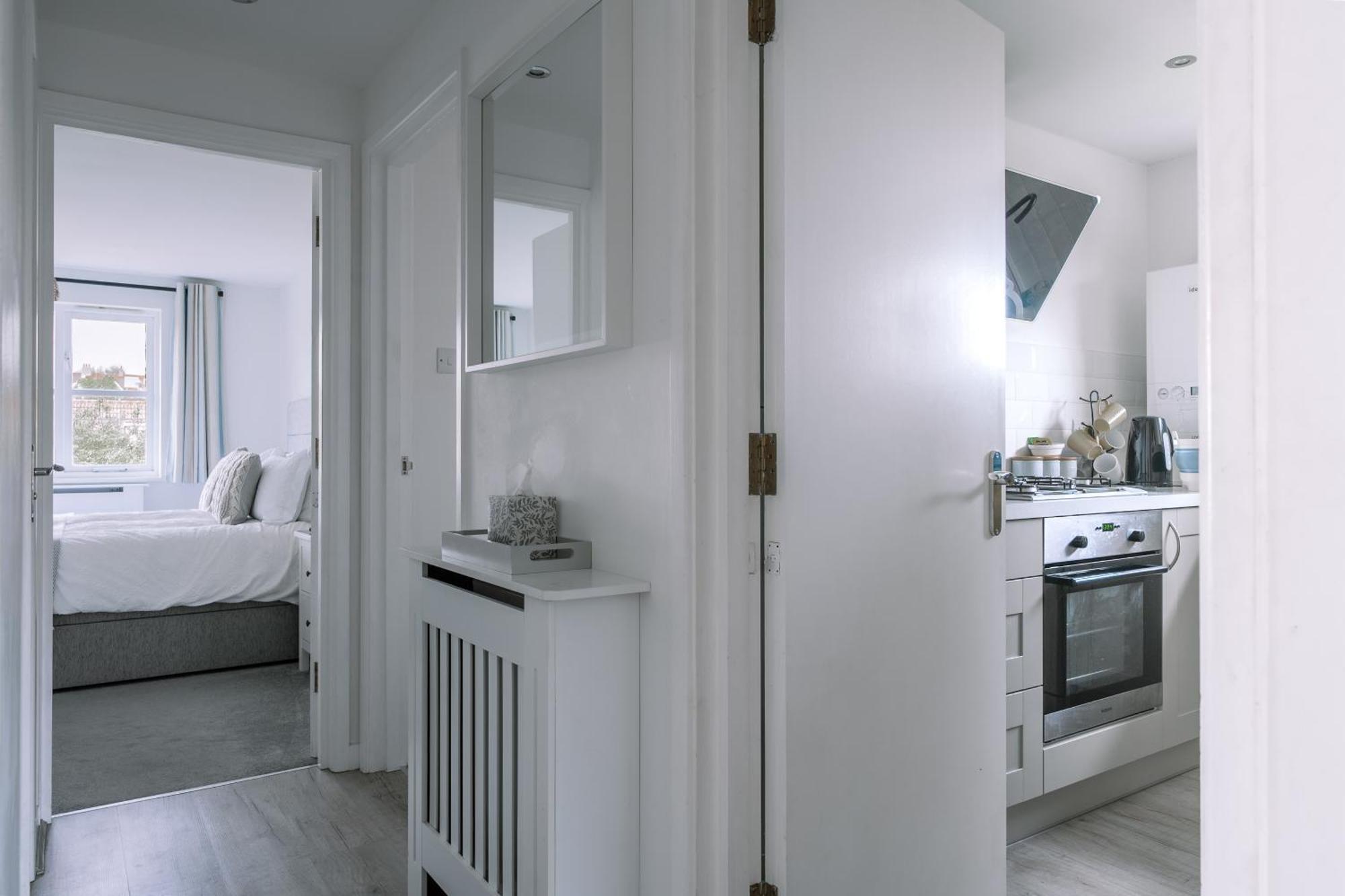 Hightide - 2 Bed With Parking, Balcony & Sea View. Swanage Exterior foto
